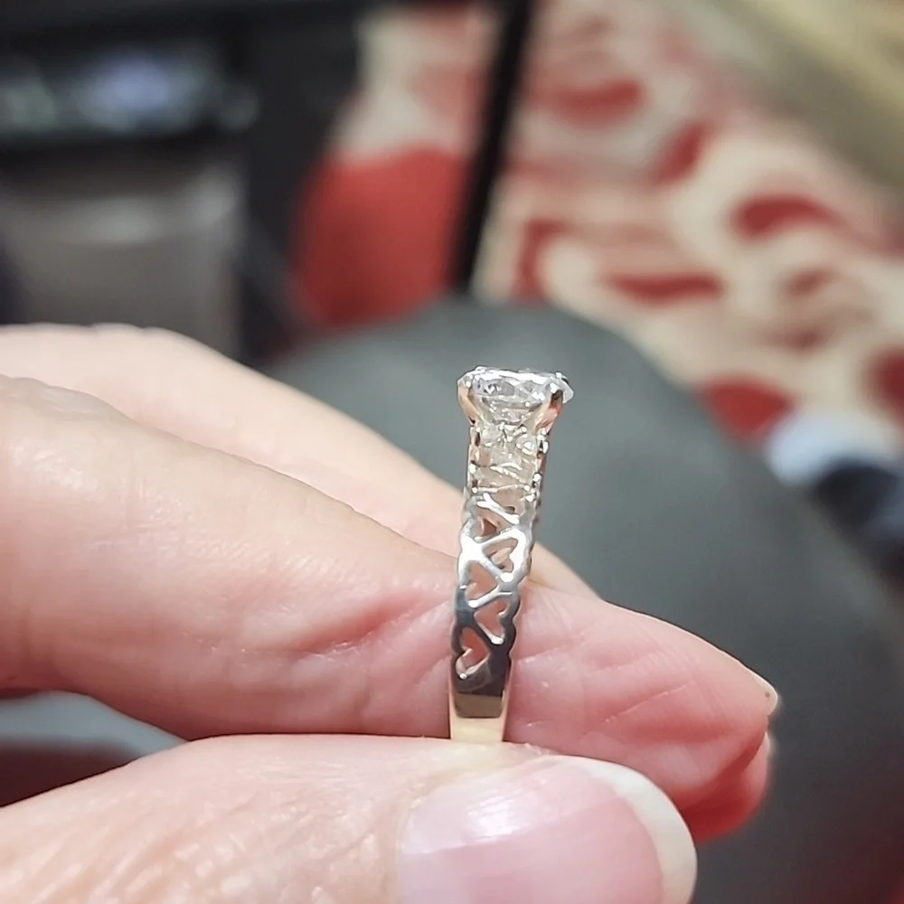 Sterling Silver Solitaire Ring Size 7
